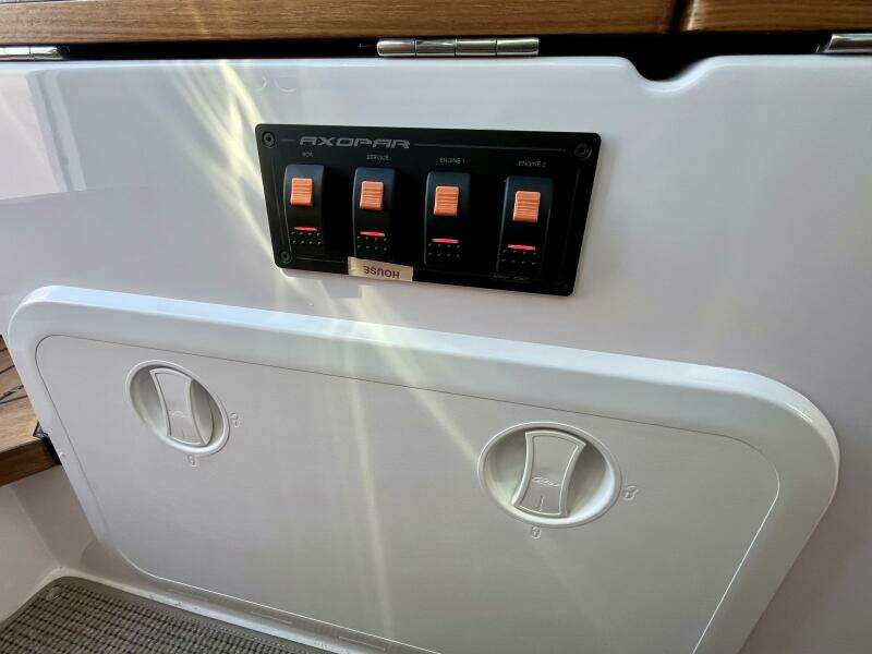 2022 Axopar 28 Cabin with AFT CABIN