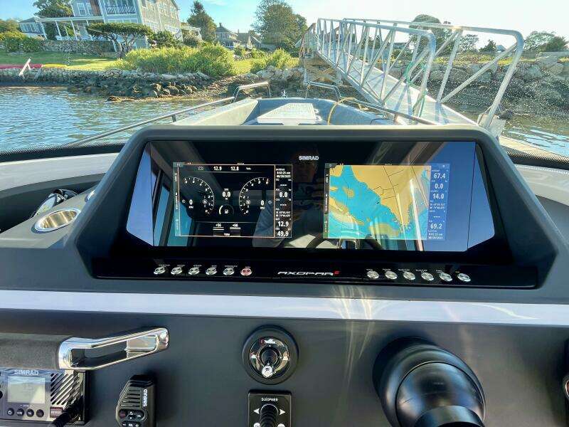 2022 Axopar 28 Cabin with AFT CABIN