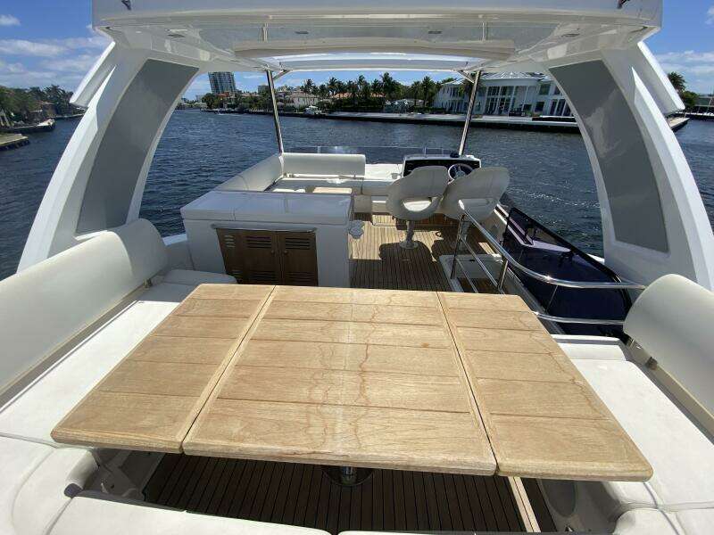 2017 Sunseeker 52 Manhattan