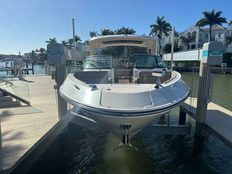 2016 Sea Ray 350 SLX