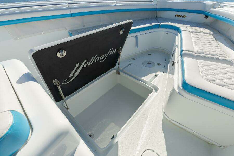 2017 42 Yellowfin Offshore Fins Up Storage (2)