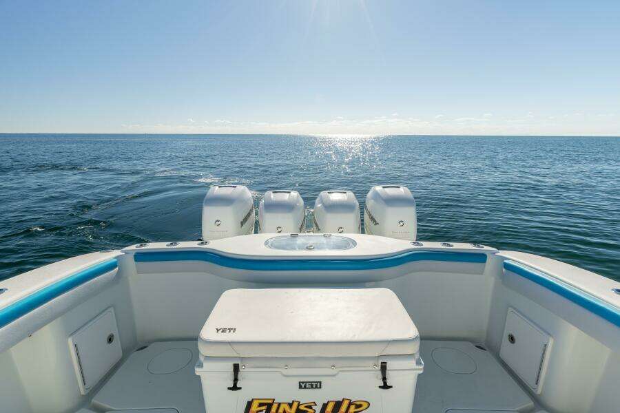2017 42 Yellowfin Offshore Fins Up Back Deck (3)