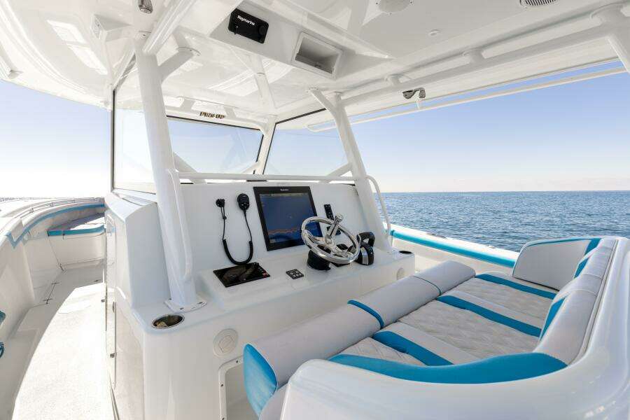 2017 42 Yellowfin Offshore Fins Up Helm