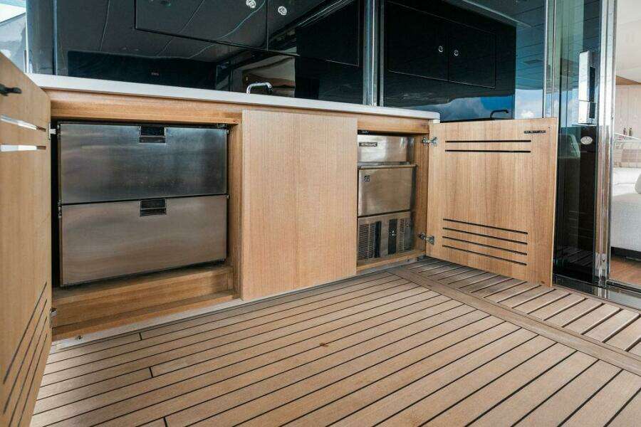 2023 Sanlorenzo SD118