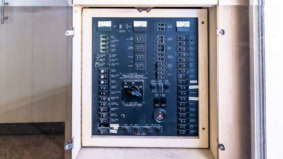 1998 Ocean Yachts 48 Super Sport