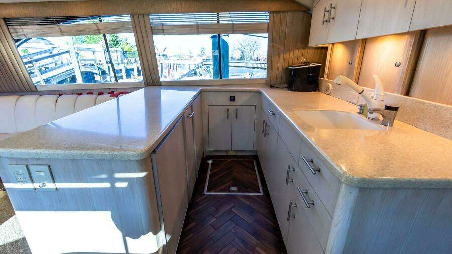 1998 Ocean Yachts 48 Super Sport