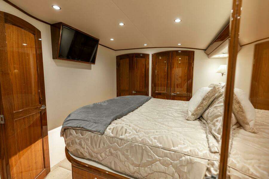 2020 Viking 62 Convertible Galati Yacht Sales Trade 