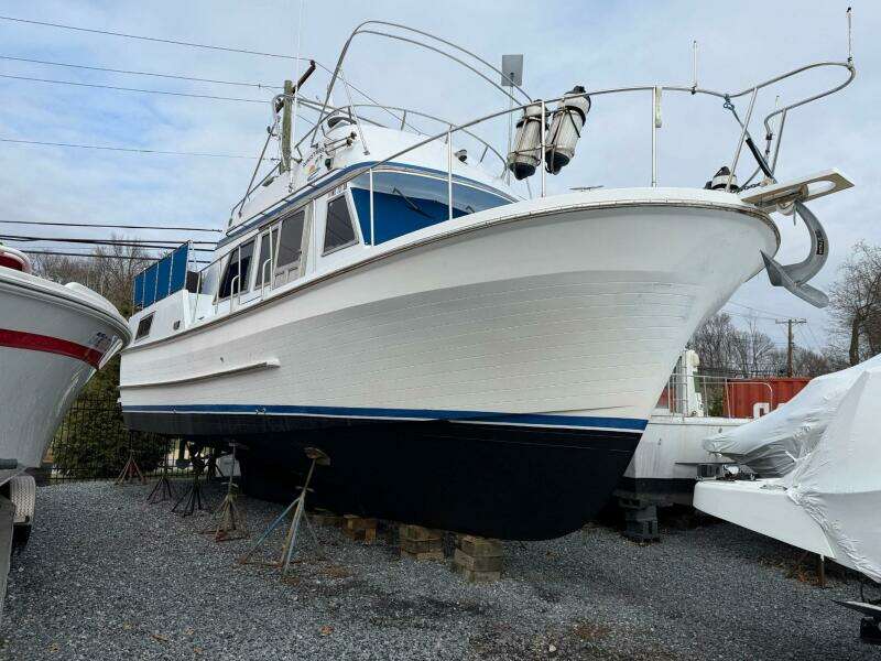 1984 Golden Star Trawler
