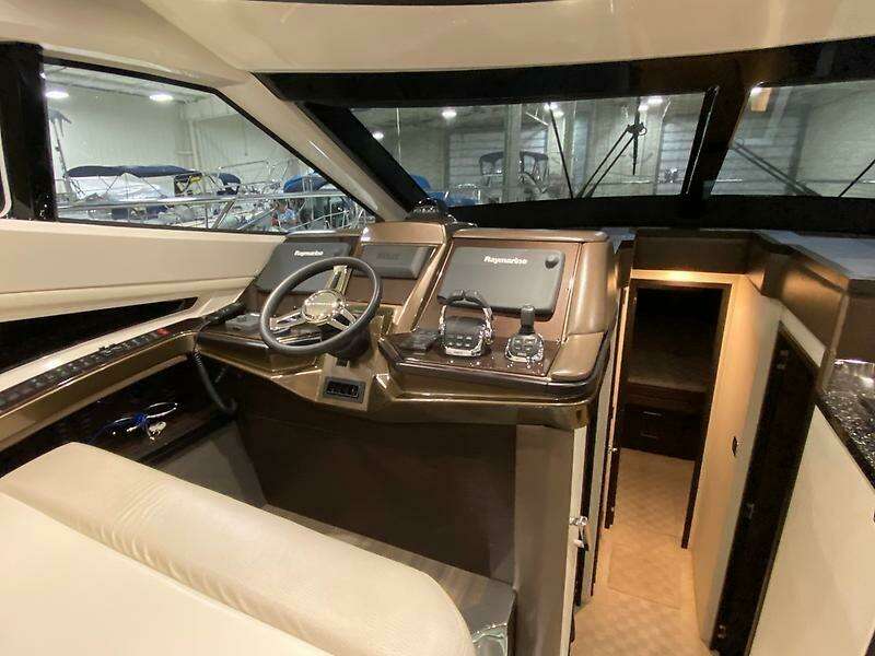 2014 Marquis 500 Sport Bridge