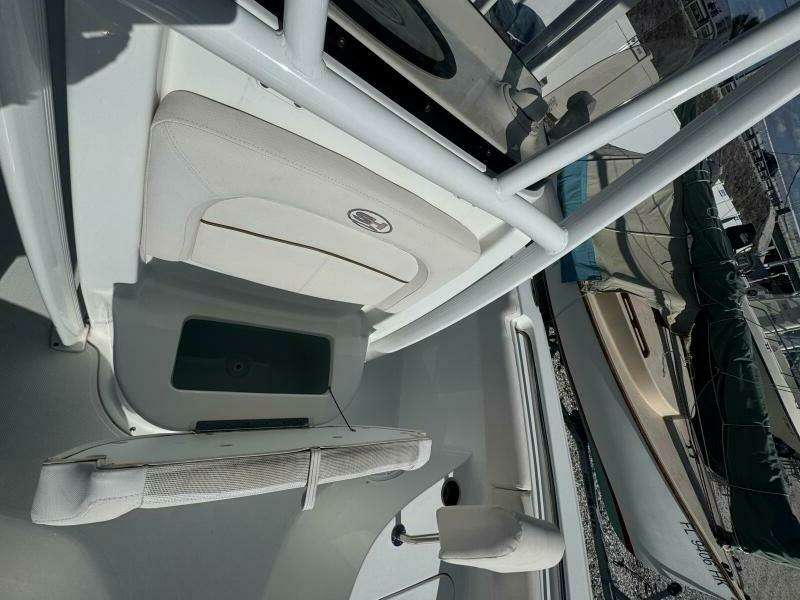 2021 Sea Hunt Ultra 219