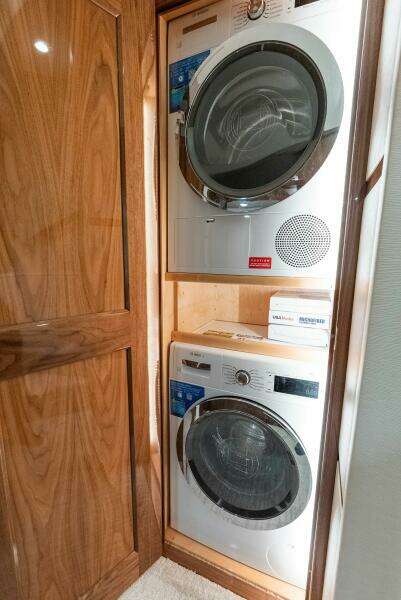 2022 Viking 68 Enclosed Bridge- PIPE DREAM- Laundry