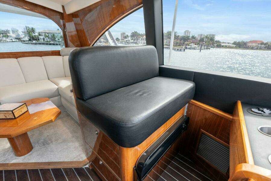 2022 Viking 68 Enclosed Bridge- PIPE DREAM- Helm