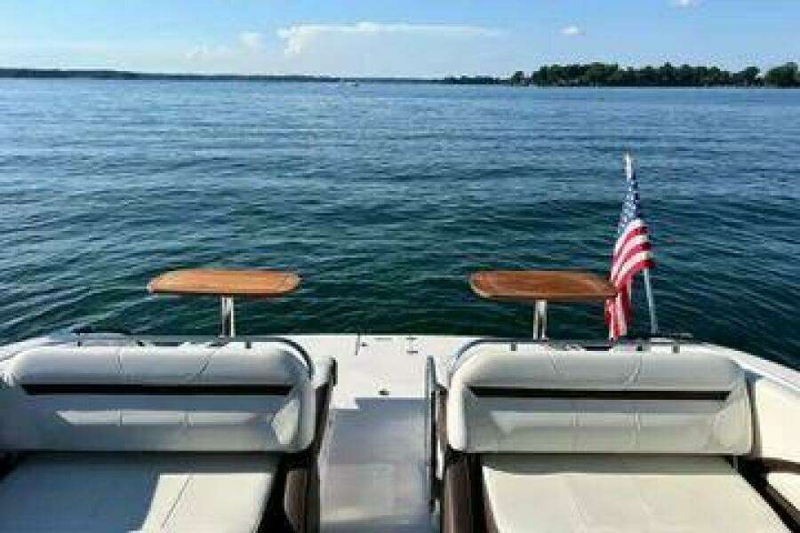 2016 Regal 3200 Bowrider