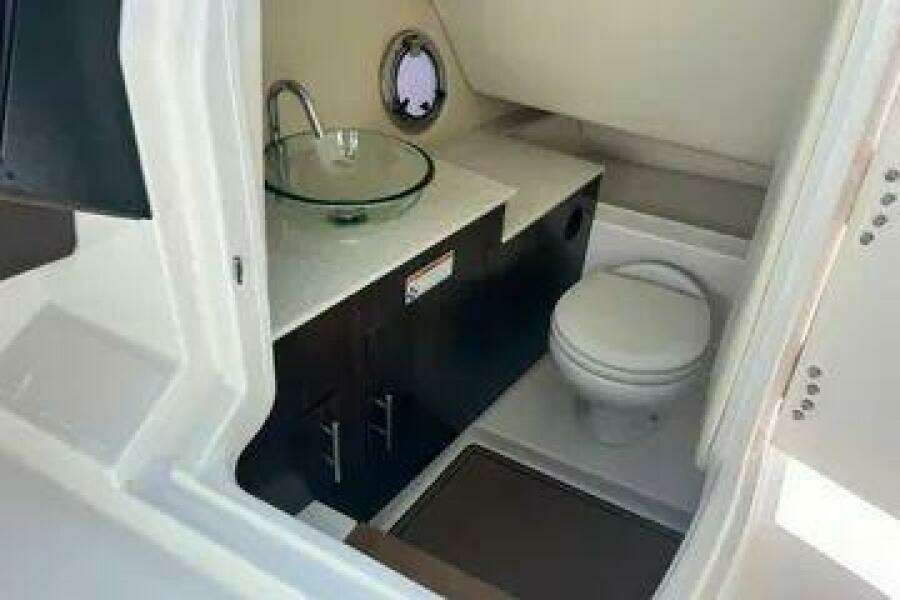 2016 Regal 3200 Bowrider