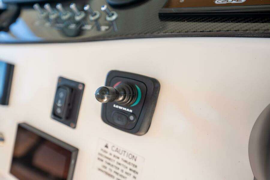 2021 Grady-White Canyon 456