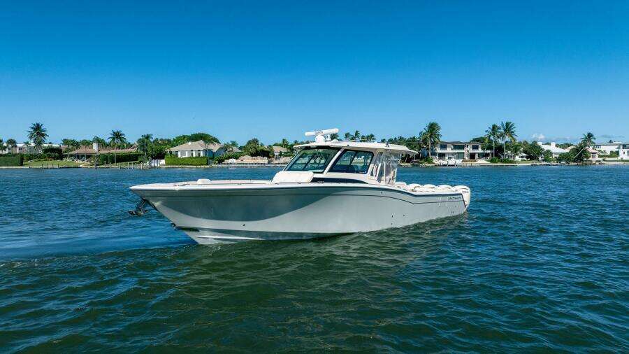 2021 Grady-White Canyon 456