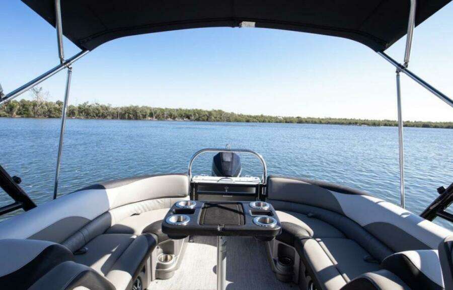 2021 Avalon LSZ Quad Lounger 24