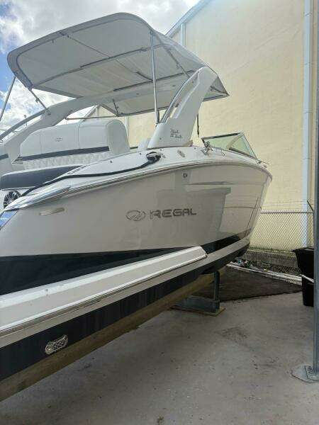 2022 Regal 29 OBX