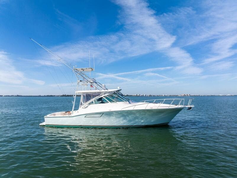 2005 Cabo 40 Express