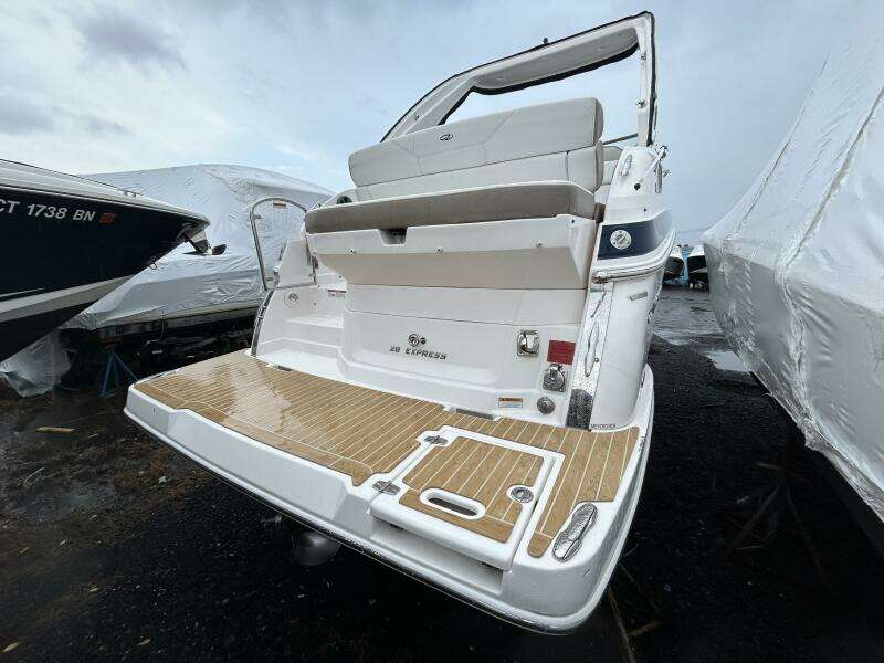 2017 Regal 28 Express