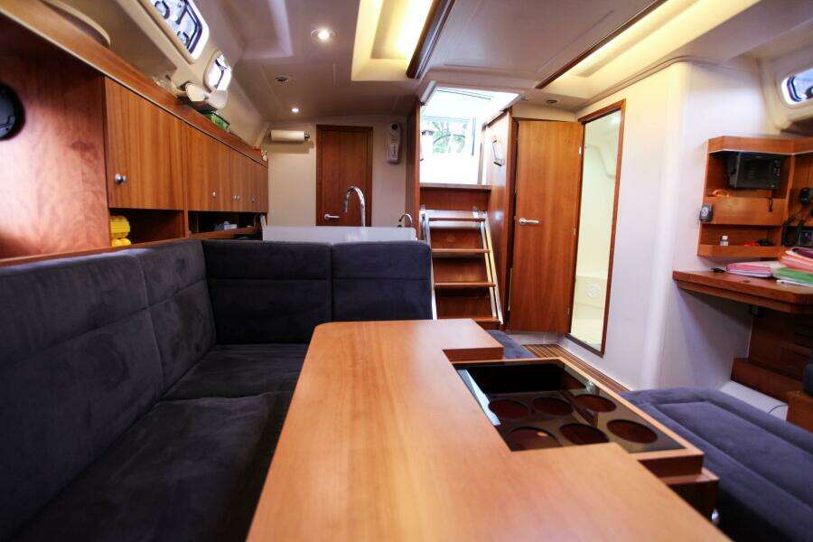 2012 Hanse 445