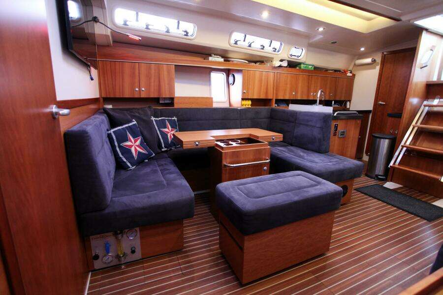 2012 Hanse 445