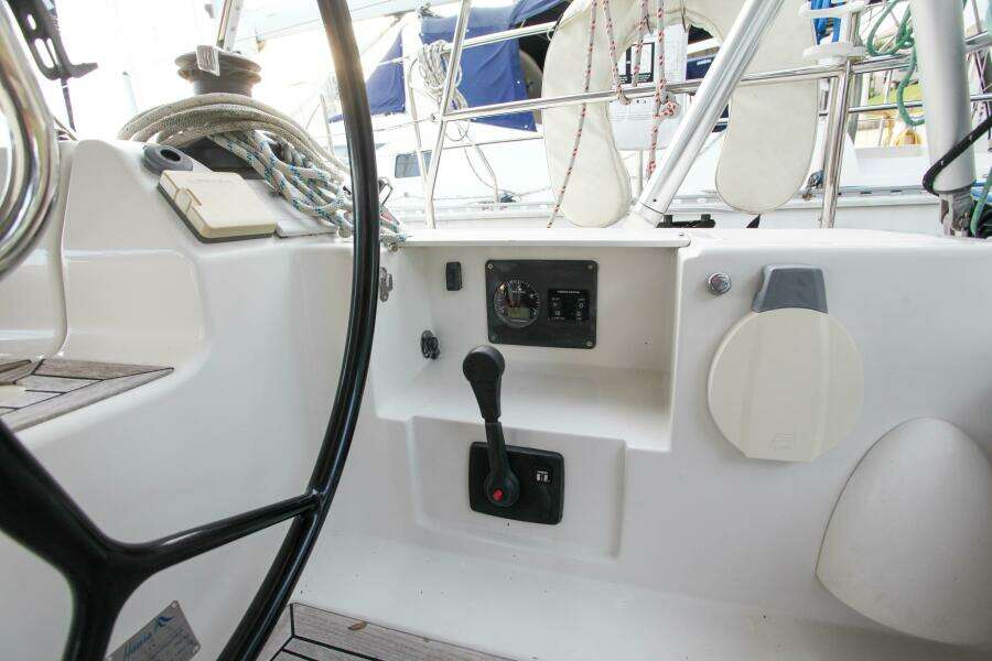 2012 Hanse 445