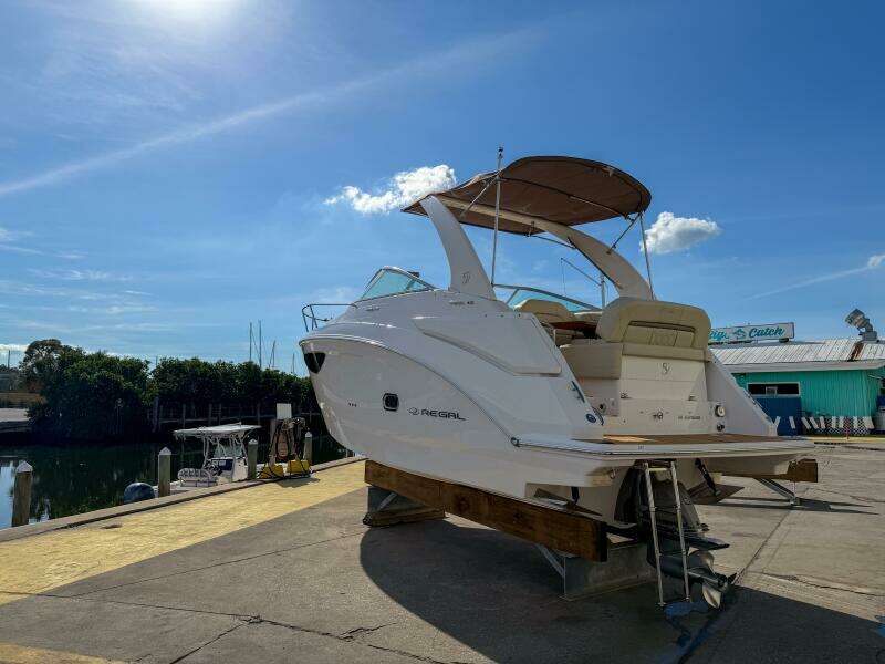 2020 Regal 26 Express