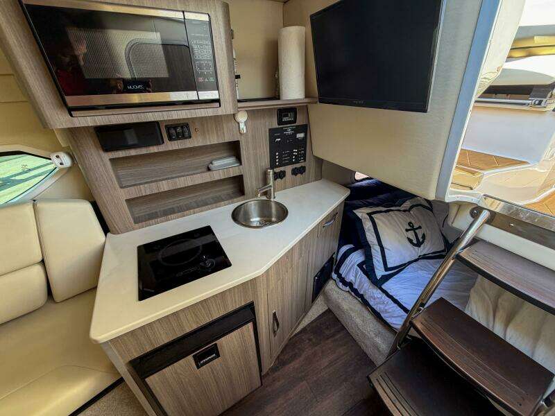 2020 Regal 26 Express