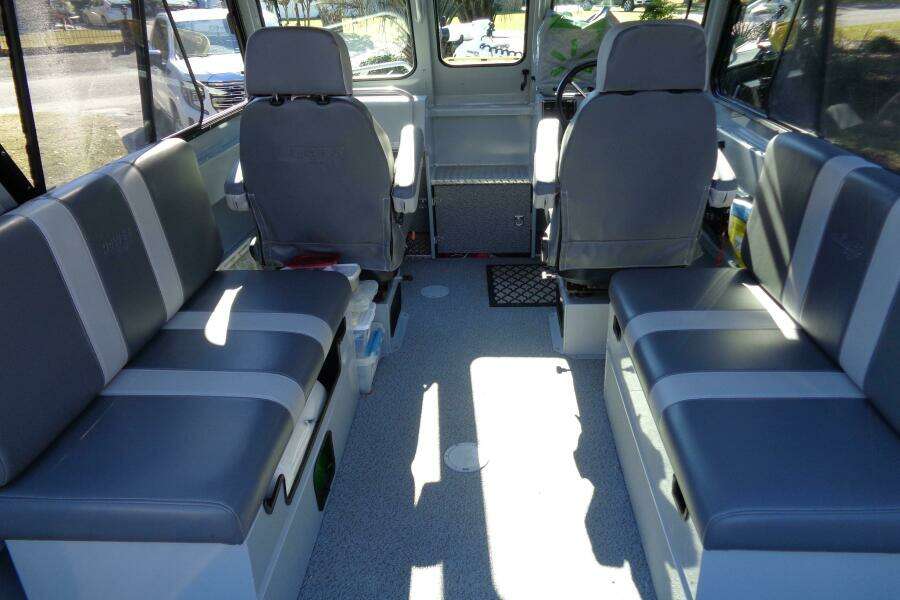 2022 Hewes 210 Sea Runner ET HT