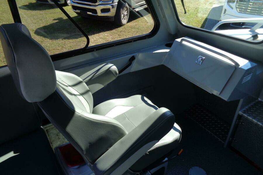 2022 Hewes 210 Sea Runner ET HT