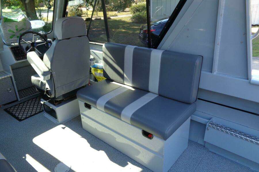 2022 Hewes 210 Sea Runner ET HT