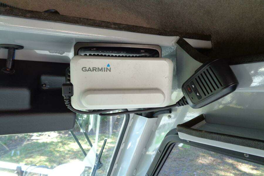 2022 Hewes 210 Sea Runner ET HT