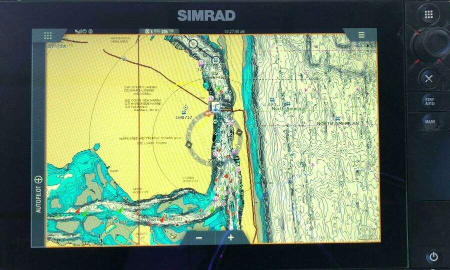 2017 Osprey Pilothouse 30 Fisherman