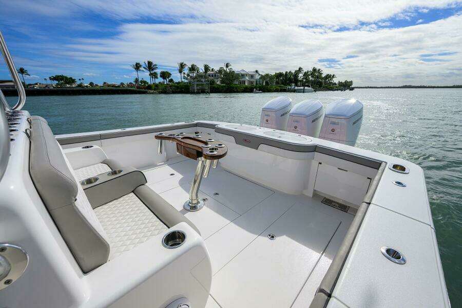 Valhalla 46 - Cockpit & Engines