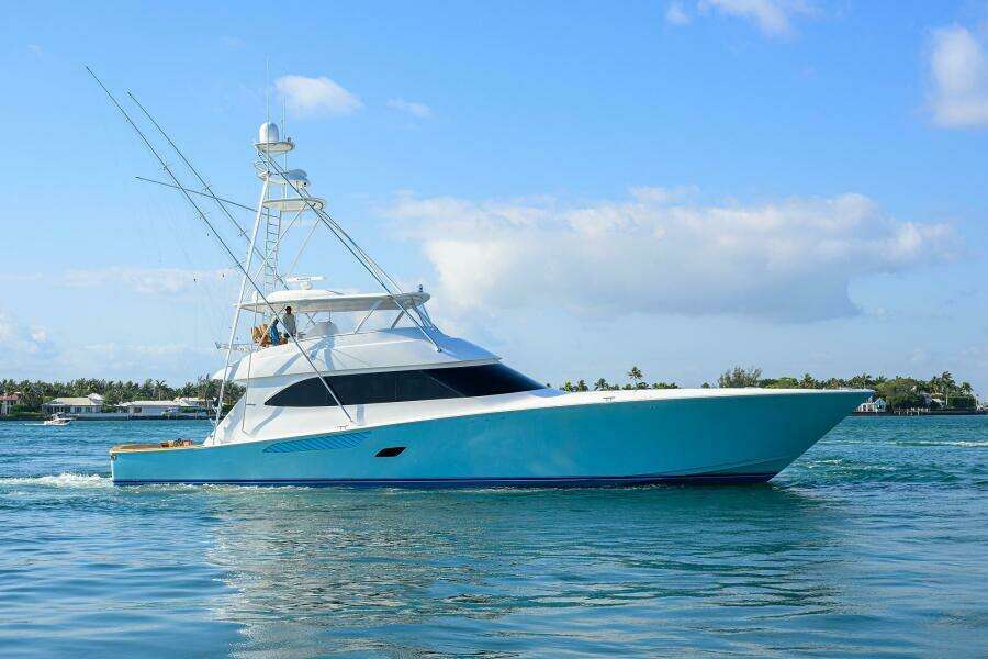 Viking 82 BLU FROG - Starboard Profile