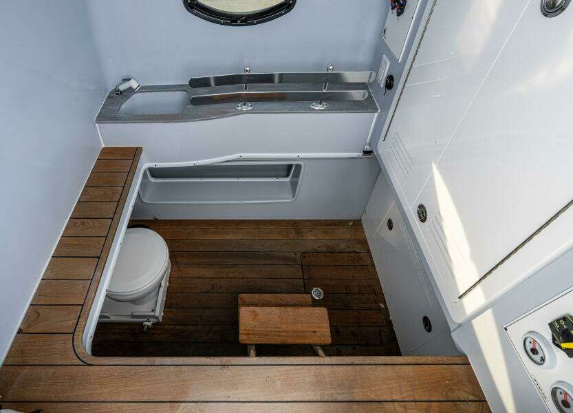 2024 Contender 44 ST