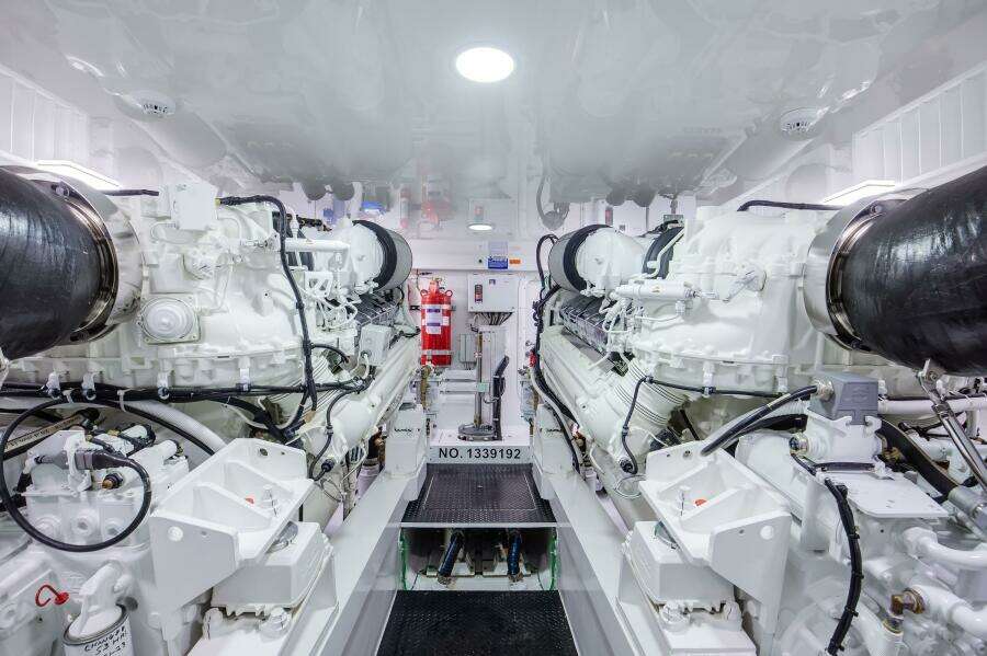 2024 Viking 68 Convertible