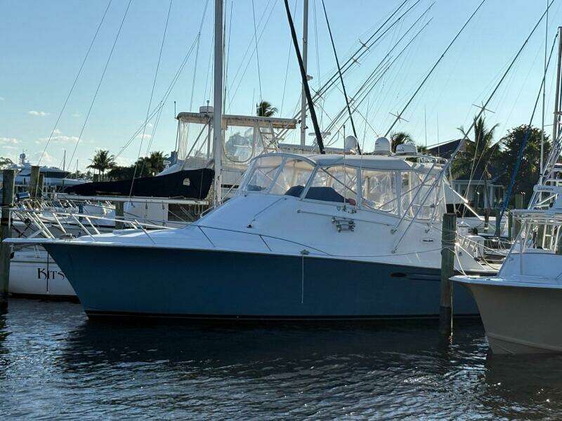 2001 Ocean Yachts 40 Express Bridge
