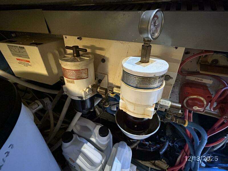 60' Jefferson generator room Racor fuel filters