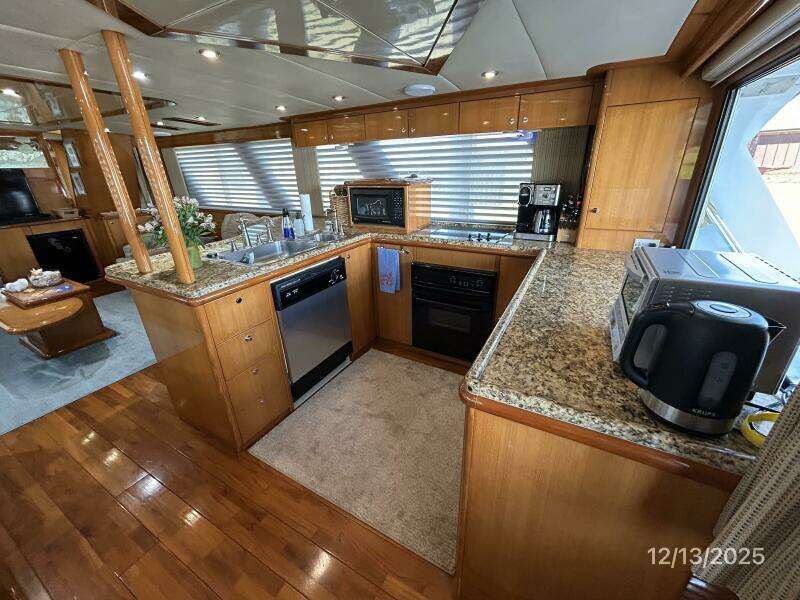 60' Jefferson galley3