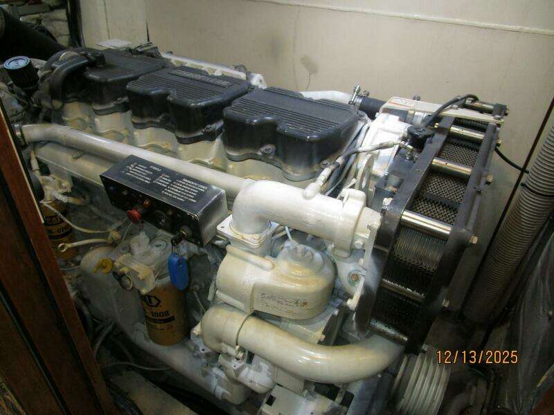 60' Jefferson port main engine