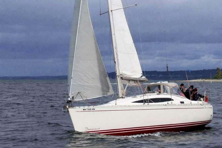 2007 Delphia 33 Sloop
