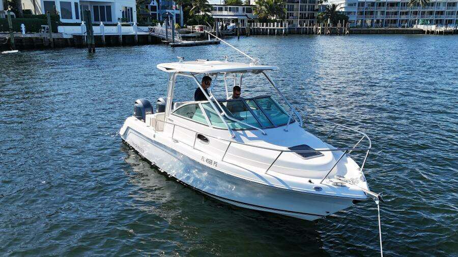 2014 Robalo R265