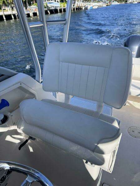 2014 Robalo R265