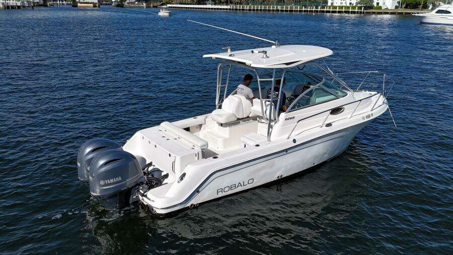 2014 Robalo R265