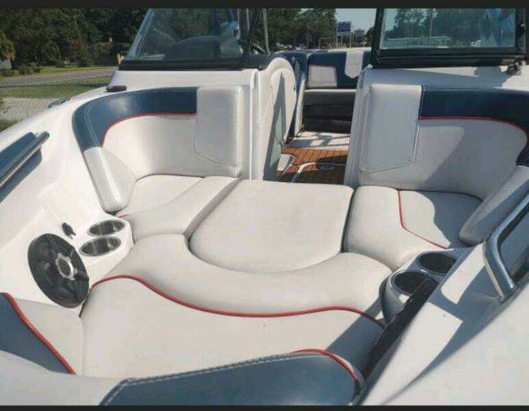2013 Nautique 