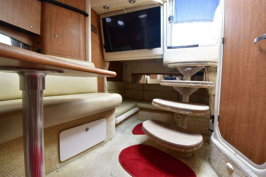 2006 Sea Ray 320 Sundancer