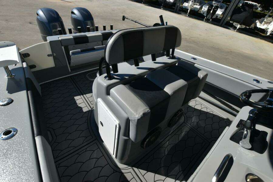 2016 Cape Horn 275 XS