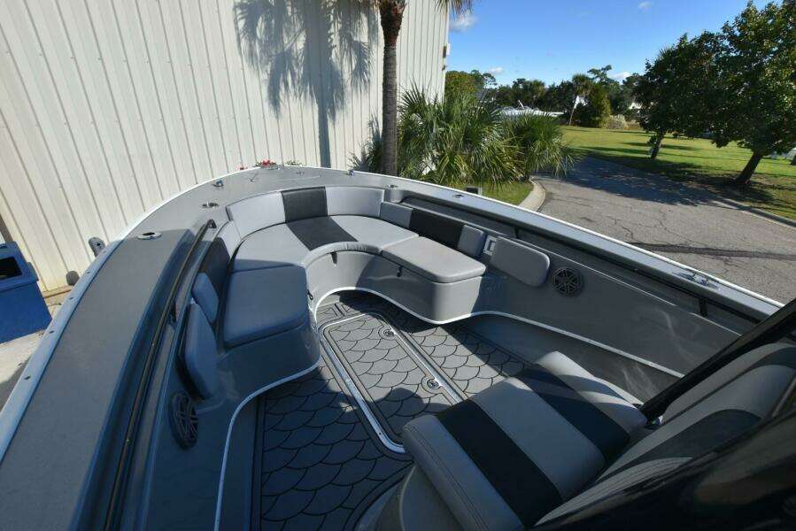 2016 Cape Horn 275 XS